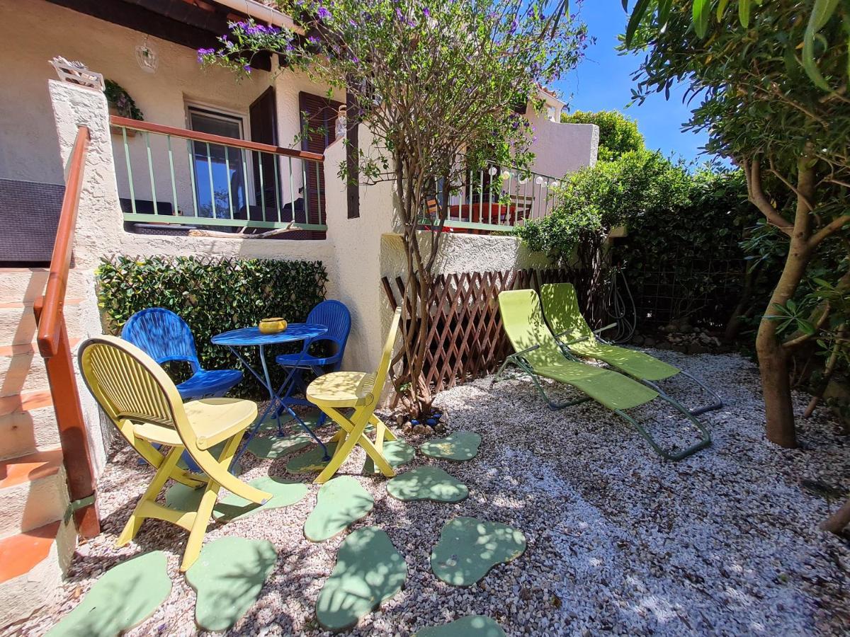 Bel Appartement Renove, Avec Terrasse Et Piscine Ла Кроа Валмер Екстериор снимка