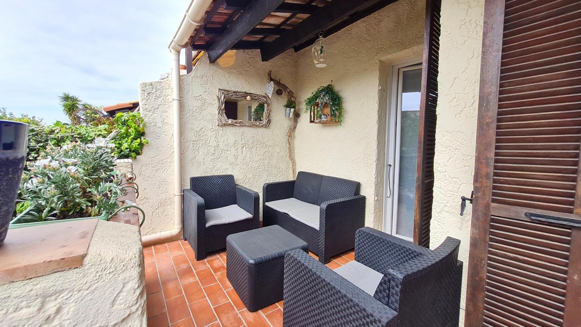 Bel Appartement Renove, Avec Terrasse Et Piscine Ла Кроа Валмер Екстериор снимка