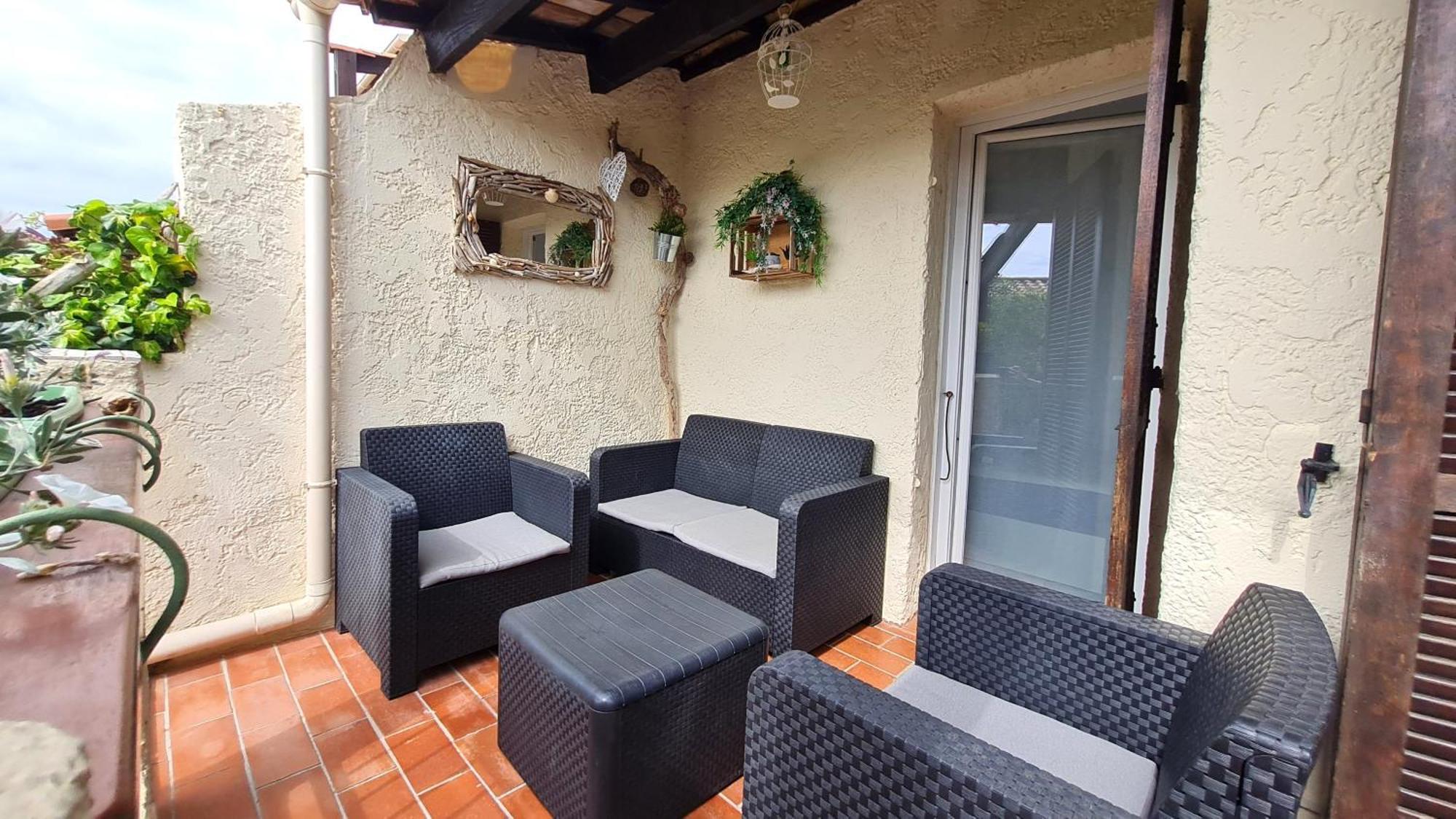 Bel Appartement Renove, Avec Terrasse Et Piscine Ла Кроа Валмер Екстериор снимка